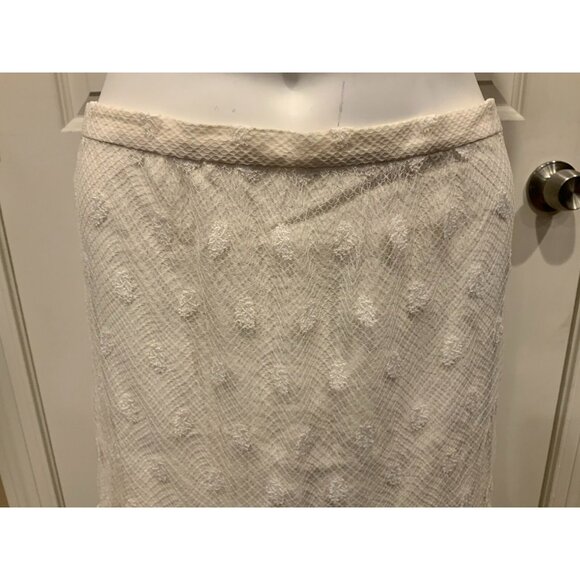 Burberry Off White Long Tiered Lace Straight Skirt, Size 6 (US) 40 (IT) NWT! - Picture 2 of 9